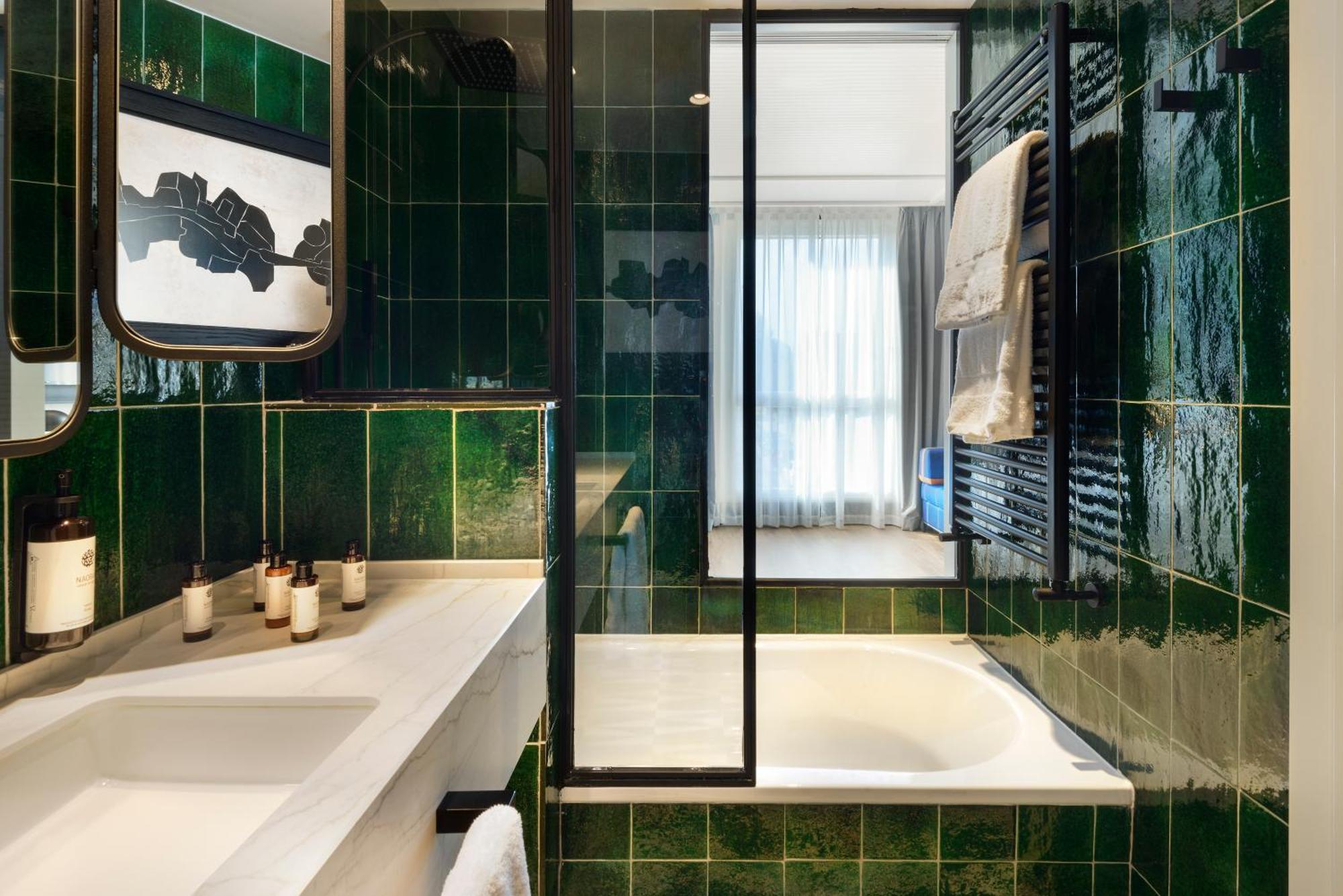 Hotel Tres Reyes San Sebastián Dış mekan fotoğraf